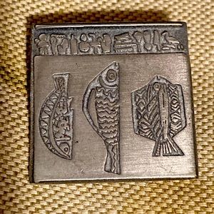 3 fish Urban Fetish pin